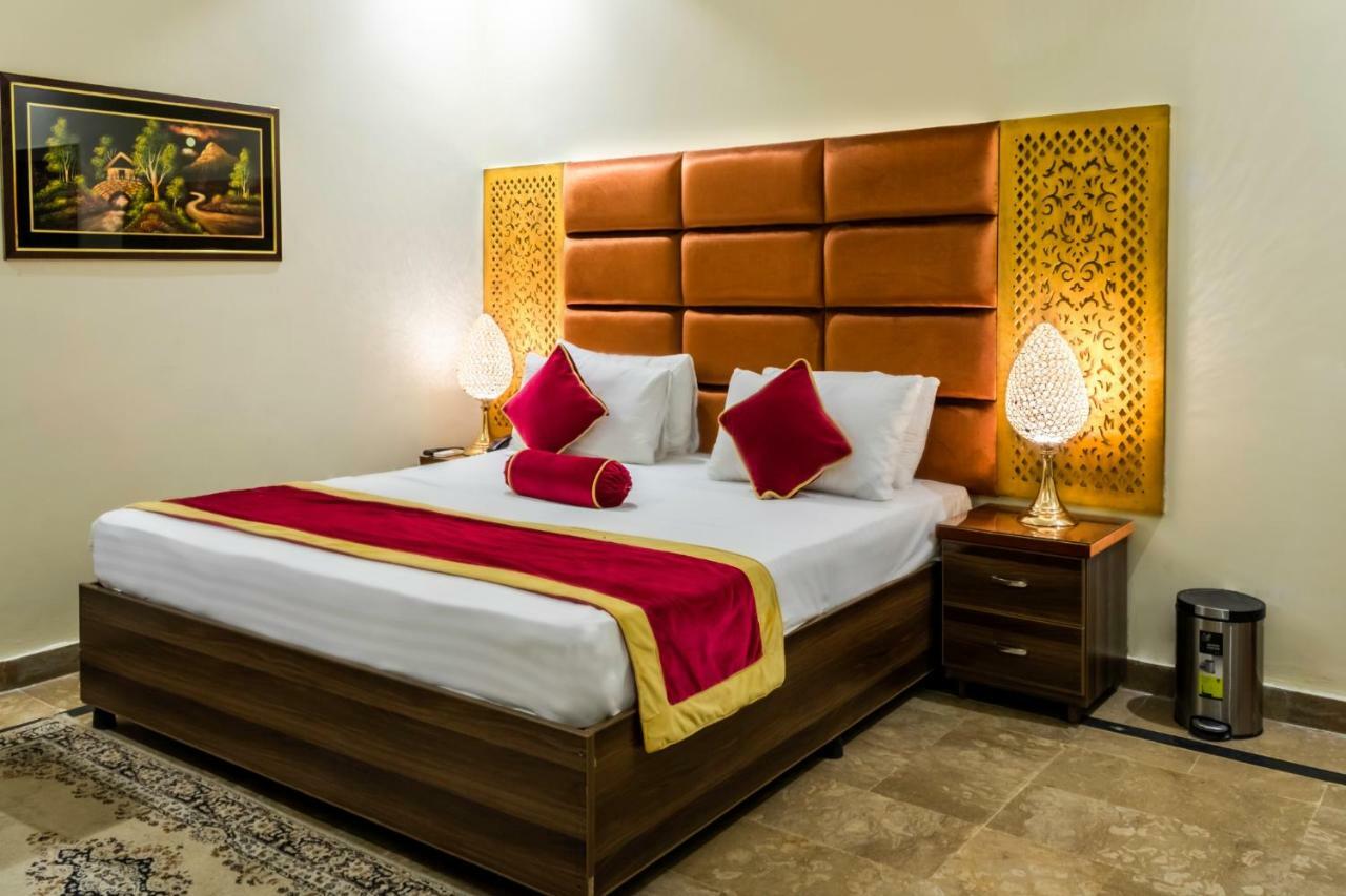 Rose Palace Hotel Лахор Экстерьер фото